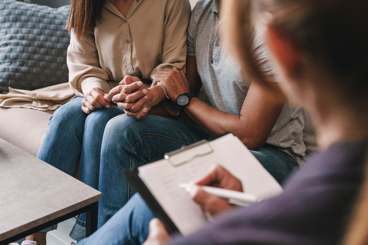 A Latinx couple in couple’s therapy in Chicago.